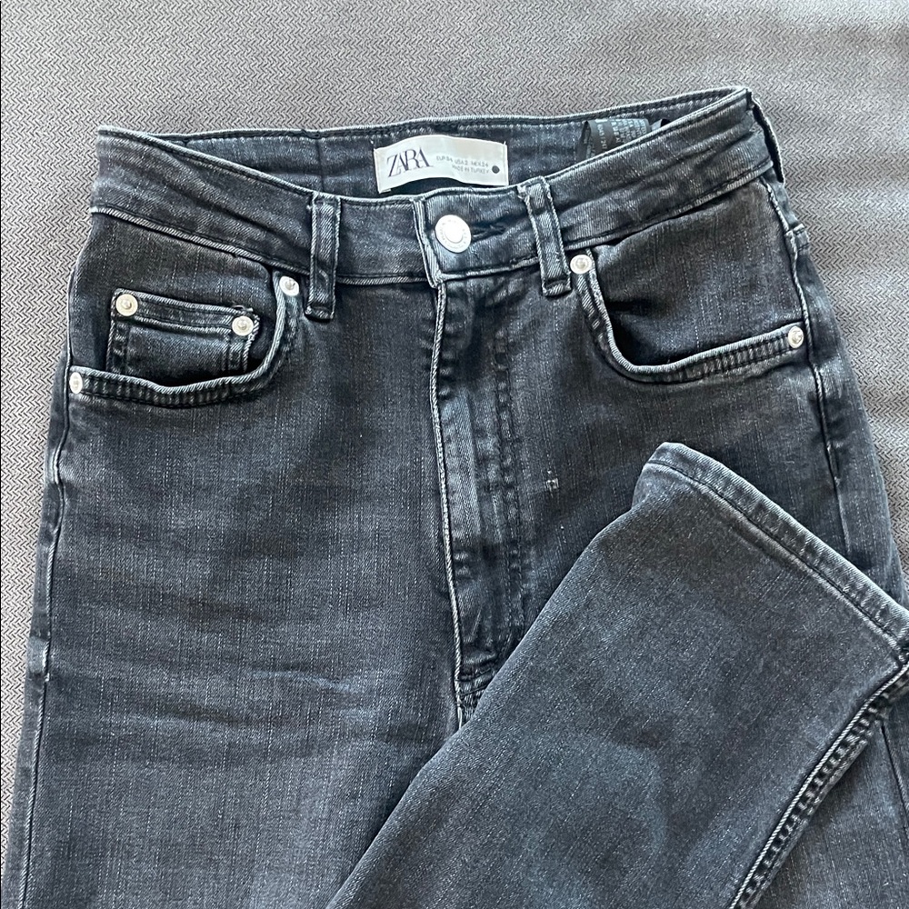 Zara women Charcoal Skinny Jeans